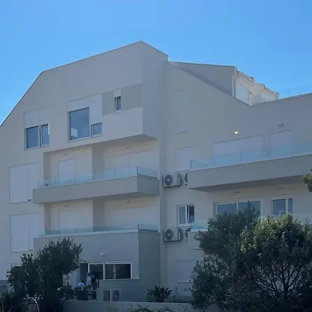 Soltysovka Apartment *